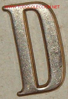 Militaria: D plateada de 2 cms - Foto 1
