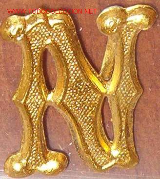 Militaria: N dorada de 2 cms - Foto 1