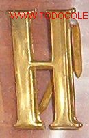 Militaria: H dorada de 19 cms - Foto 1