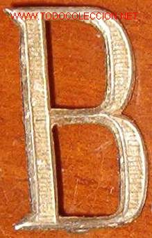 Militaria: B plateada de 26 cms - Foto 1