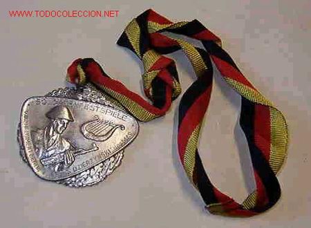 Militaria: Medalla de cuello, plateada. - Foto 1