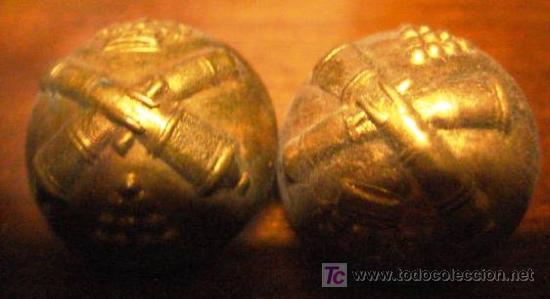 Militaria: 2 botones de Artiller&iacute;a - Foto 1