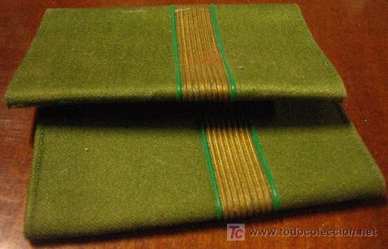 Militaria: Pareja de hombreras - Foto 1