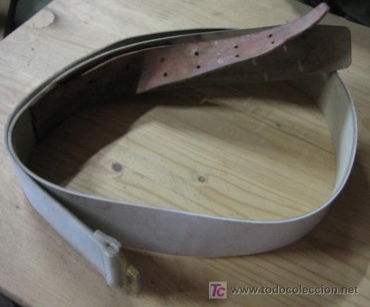 Militaria: Cintur&oacute;n de gala, charol-pl&aacute;stico, blanco - Foto 1