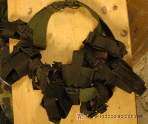 Militaria: Cintur&oacute;n con 11 granaderas - Foto 1