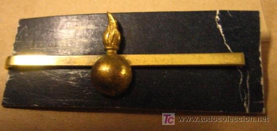 Militaria: Pasacorbata de Artiller&iacute;a - Foto 1