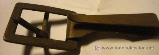 Militaria: pieza de portasable - Foto 1