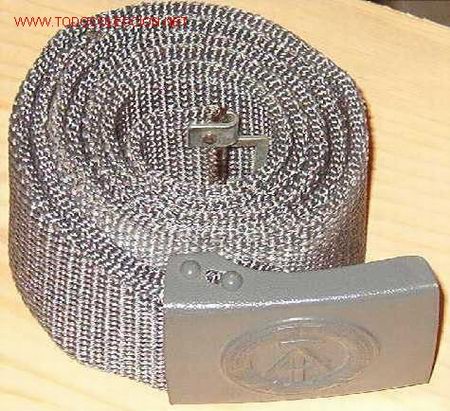 Militaria: Cintur&oacute;n de lona RDA - Foto 1