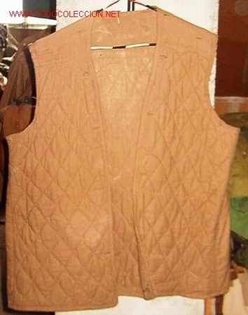 Militaria: Chaleco interior de 2/4 de regulares. - Foto 1