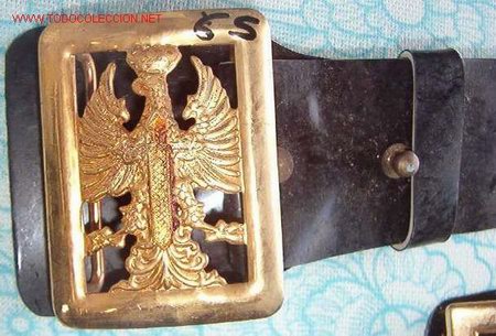 Militaria: Cintur&oacute;n de gala de charol. - Foto 1