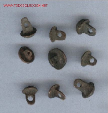 Militaria: LOTE DE 9 BOTONES ANTIGUOS - Foto 1