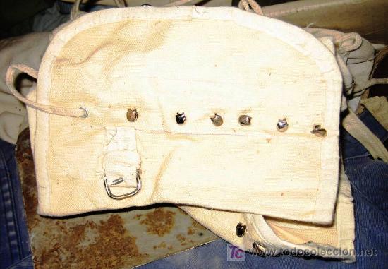 Militaria: Leguis de lona - Foto 1