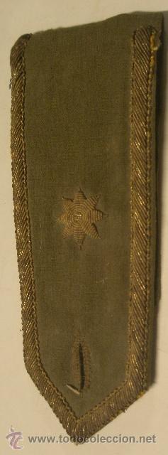 Militaria: 1 hombrera - Foto 1