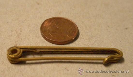 Militaria: Prendedor de medalla - Foto 1