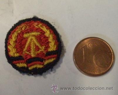 Militaria: Insignia de Gorrillo de la RDA - Foto 1