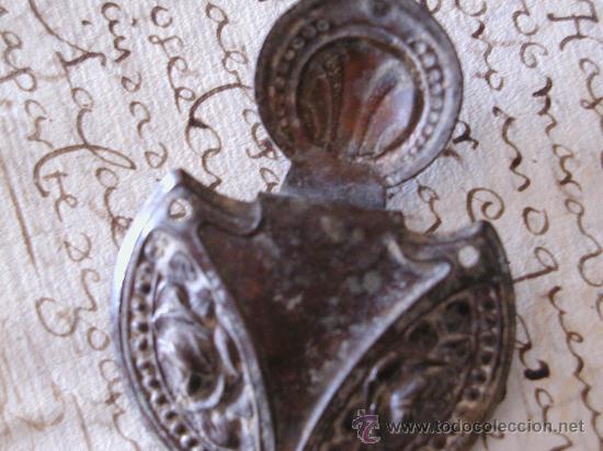 Militaria: ENGANCHE DE CORREAJE MEDIEVAL