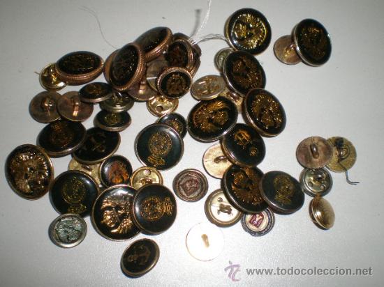 Militaria: LOTE DE BOTONES ANTIGUOS - Foto 1