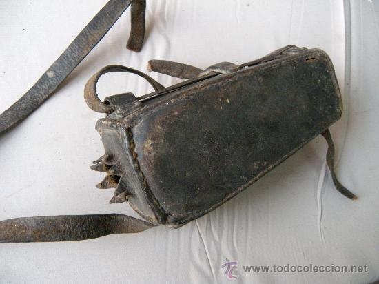 Militaria: ACOPLE  MILITAR DE CUERO CON CORREA - Foto 2