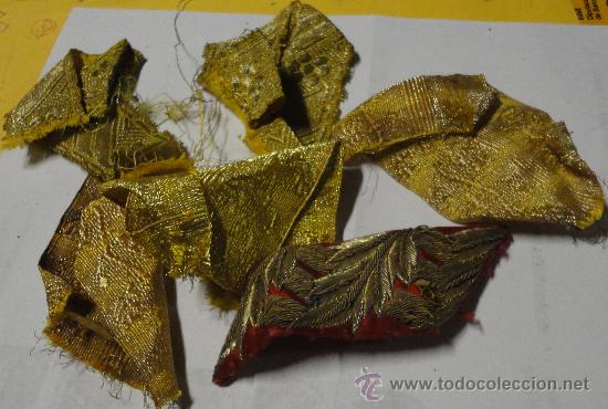Militaria: Lote de restos de galones - Foto 1