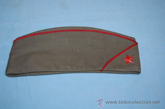 Militaria: GORRA MILITAR CON INSIGNIA - Foto 1