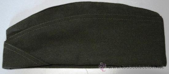 Militaria: Gorrillo checo. Mide 25 cms. de largo. - Foto 1