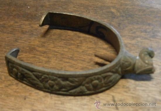 Militaria: Espuelin de bronce de general - Foto 1