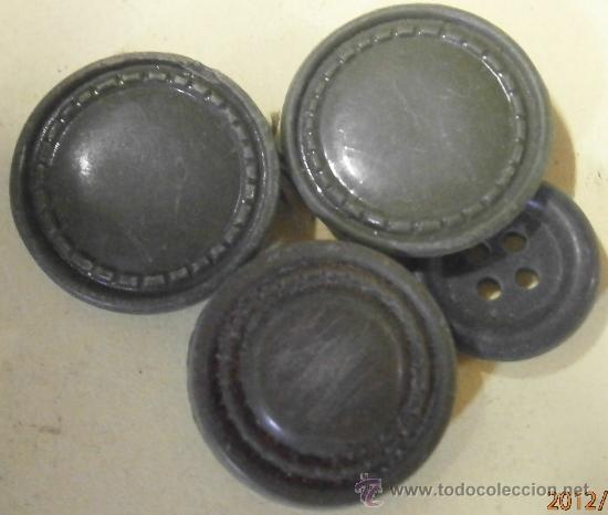 Militaria: Lote de 4 botones - Foto 1
