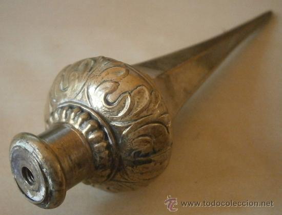 Militaria: Punta de casco - Foto 2