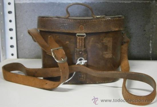 Militaria: Funda vac&iacute;a de prism&aacute;ticos - Foto 1