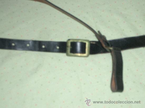Militaria: CORREAJE DE CUERO - Foto 2
