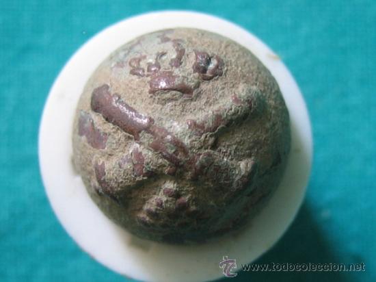 Militaria: Boton militar antiguo. - Foto 1