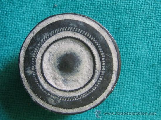 Militaria: Bot&oacute;n militar espa&ntilde;ol - Foto 1