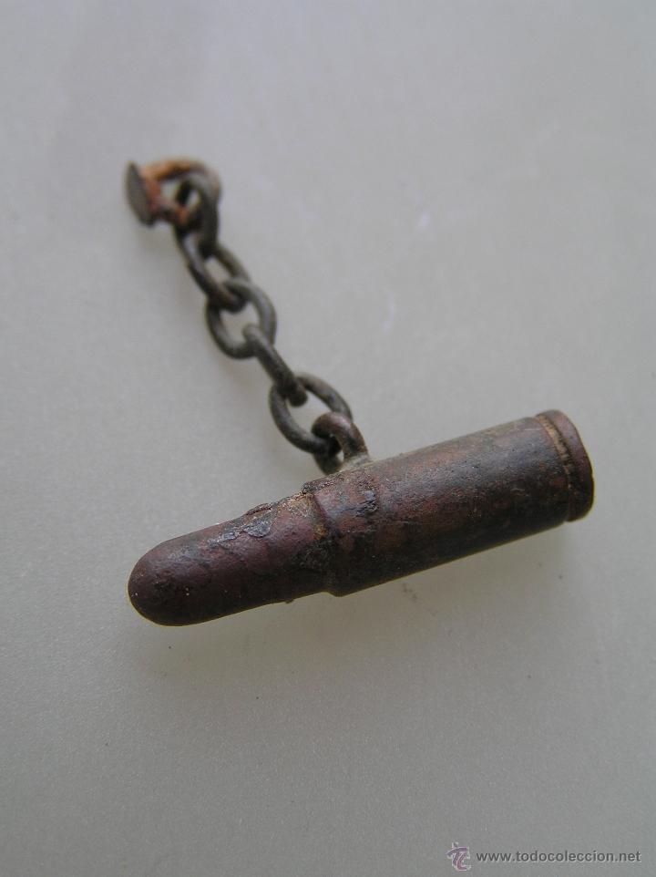 Militaria: parte de un gemelo. - Foto 2