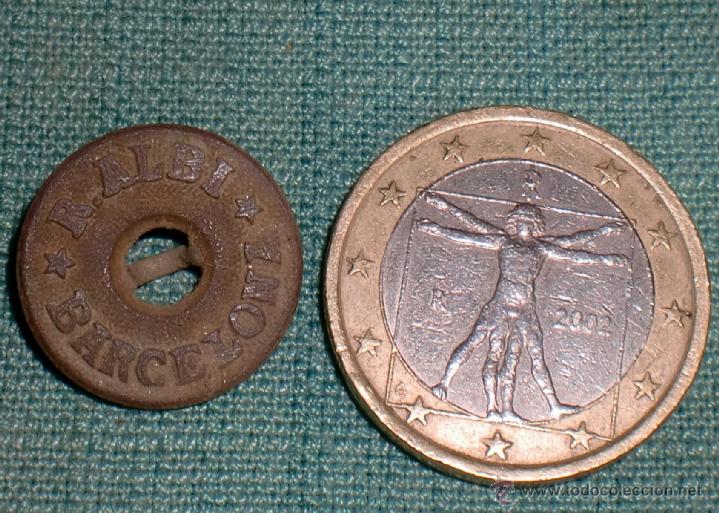 Militaria: Boton R,albi barcelona - Foto 1
