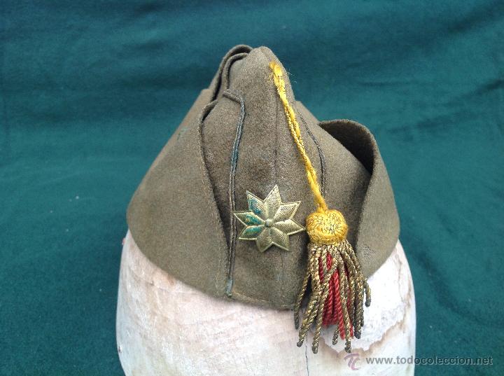 Militaria: Gorro de Comandante, modelo 43 - Foto 1