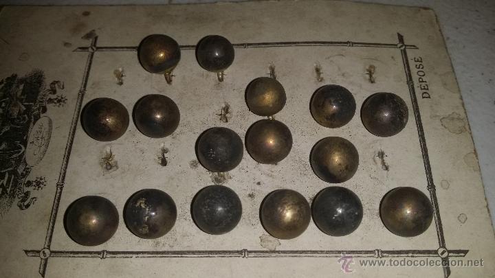 Militaria: EXPOSITOR DE BOTONES E INSIGNIAS - Foto 2