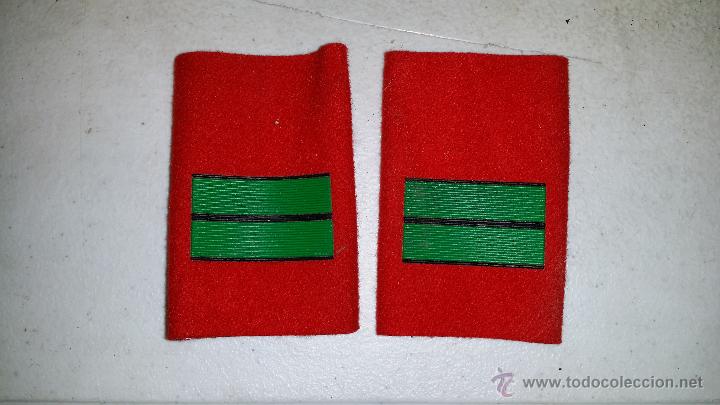Militaria: HOMBRERAS CON DIVISAS DEL EJERCITO ESPA&Ntilde;OL - Foto 1