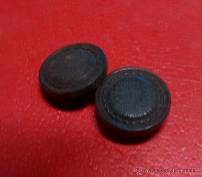 Militaria: Pareja de botones peque&ntilde;os - Foto 1