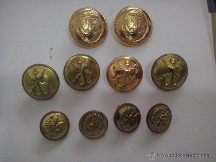 Militaria: 10 botones militares - Foto 2
