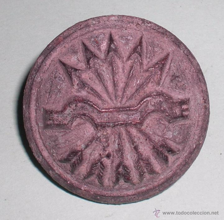 Militaria: Boton de Falange - Foto 1
