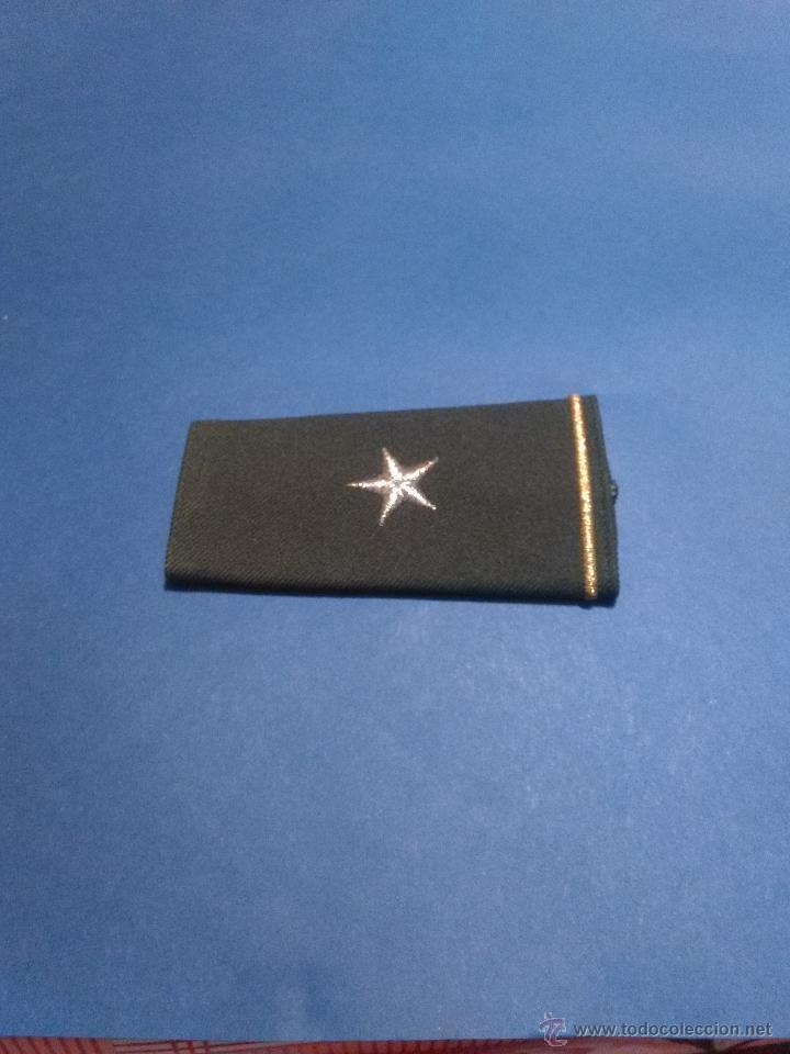 Militaria: hombrera - Foto 1