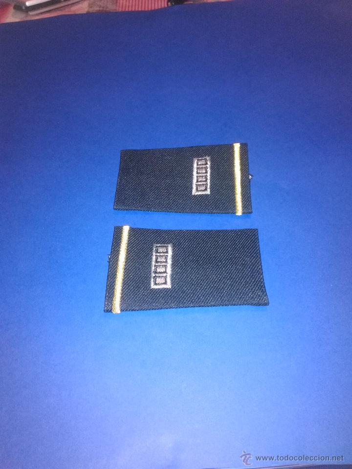Militaria: HOMBRERAS - Foto 1