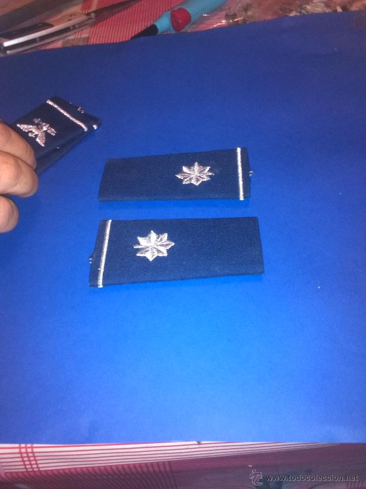 Militaria: HOMBRERAS - Foto 1