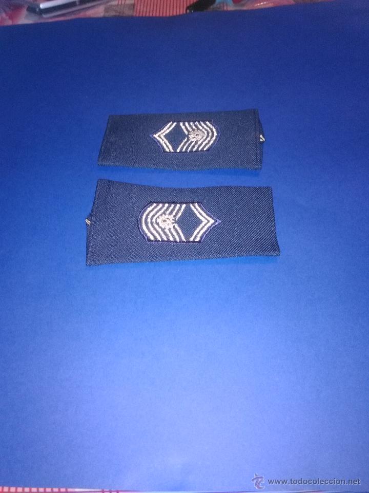 Militaria: HOMBRERAS - Foto 1