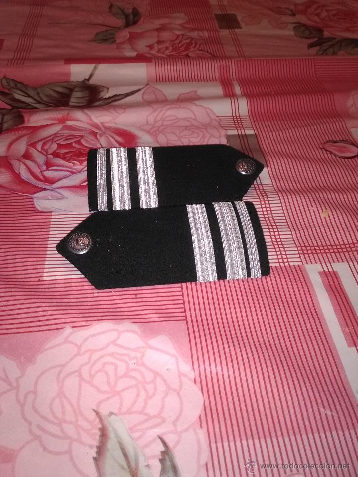 Militaria: HOMBRERAS - Foto 1