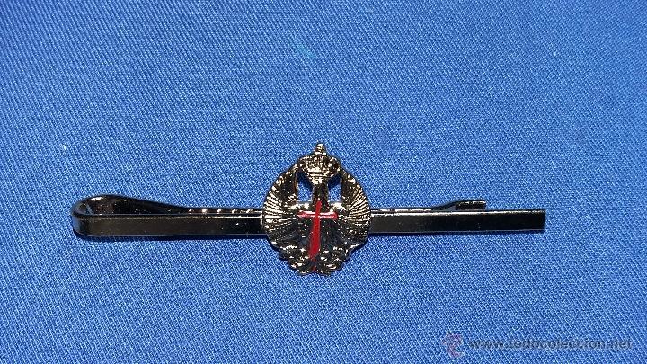 Militaria: Pisacorbatas Ejercito de Tierra - Foto 1