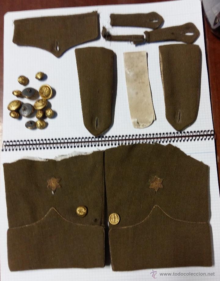 Militaria: Restos de guerrera de alf&eacute;rez - Foto 1