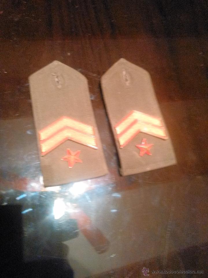 Militaria: HOMBRERAS - Foto 1