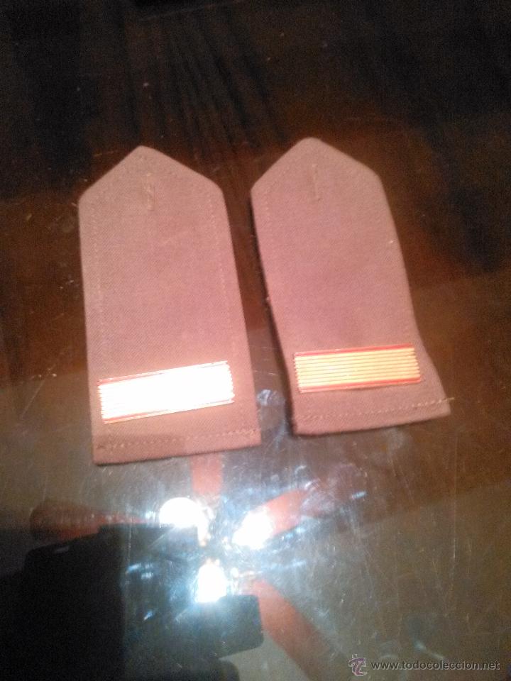 Militaria: HOMBRERAS - Foto 1