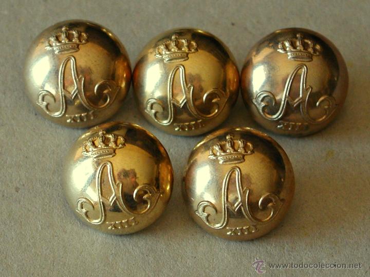 Militaria: HU&Eacute;RFANOS DE CARABINEROS. MOD 1914. CINCO BOTONES.